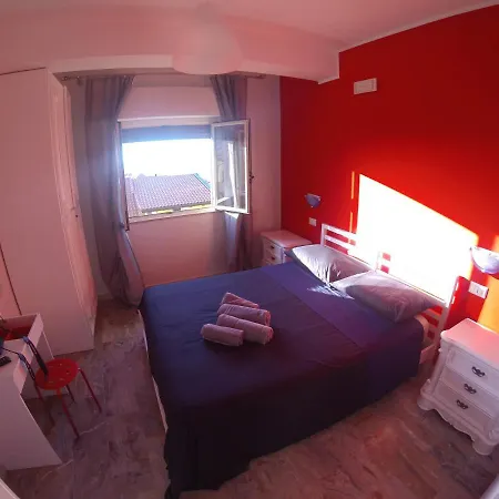 A Marina Apartment *