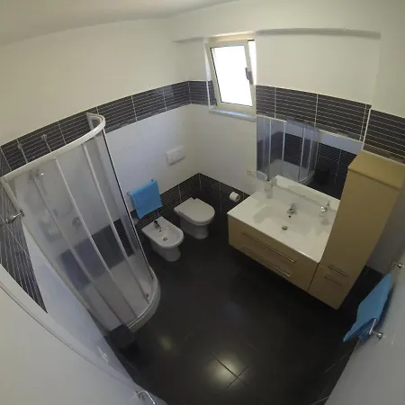 A Marina Apartment *